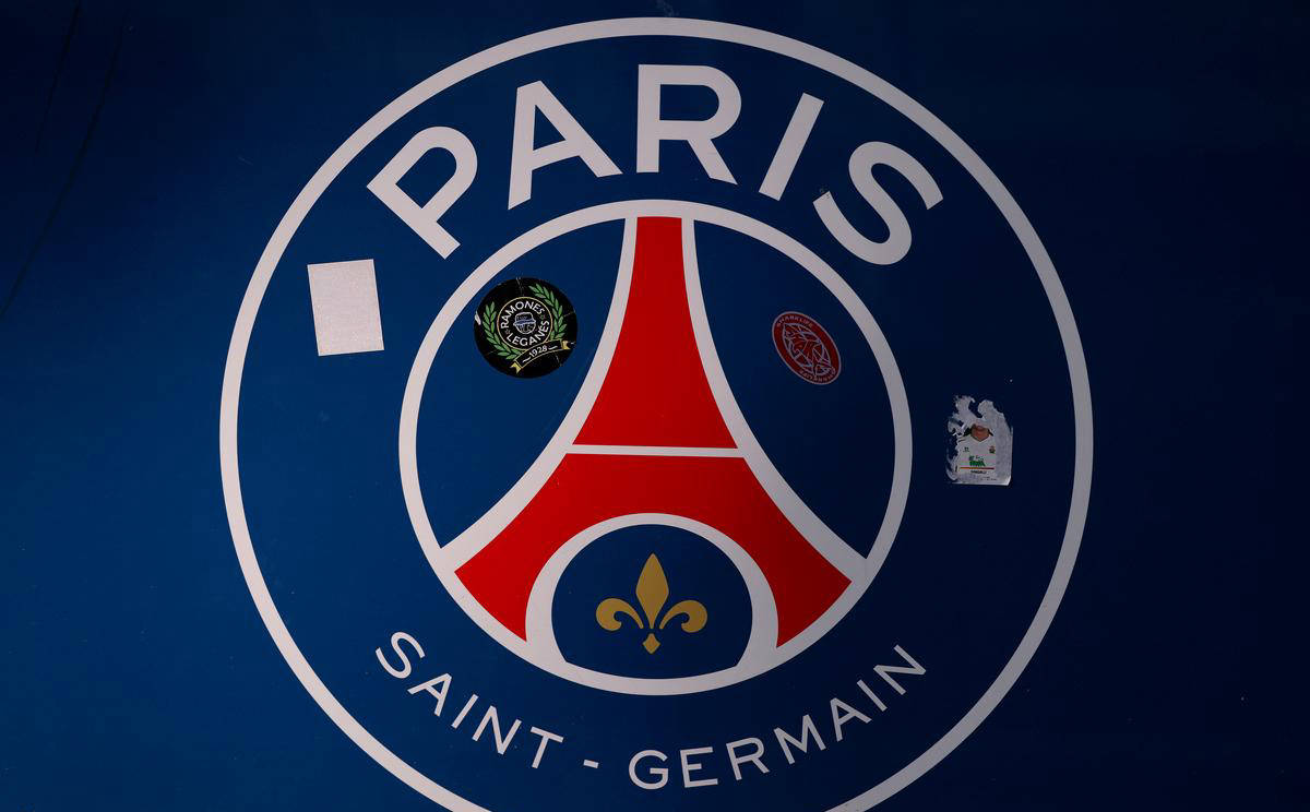 巴黎圣日耳曼在欧冠压力下迎战状态回升的图卢兹，争夺法甲榜首优势